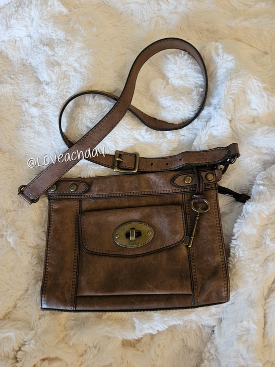Fossil Handbags - ✨️Fossil Live Long Vintage Maddox Crossbody Bag